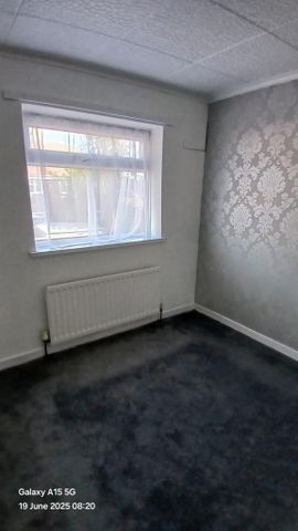 2 bedroom semi-detached house to rent - Photo 2