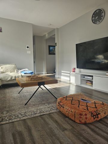 For Lease - 1422 Simcoe Street, Oshawa, Ontario - Photo 4