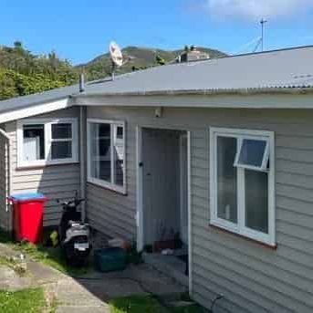 Kingston Living! - Photo 1