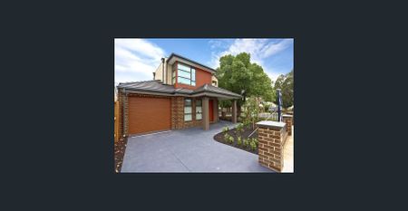 Executive living at its best, with a location to match. - Photo 4