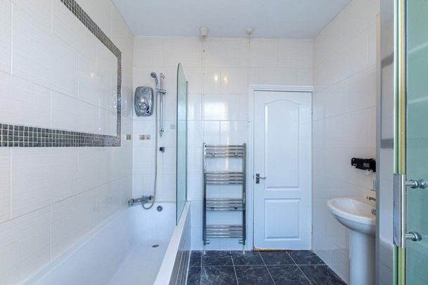 Strathmore Avenue - Photo 1