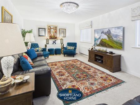 4 bedroom detached house to rent - Photo 5