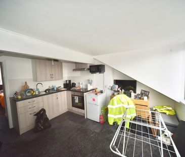 Flat 4 - Photo 5