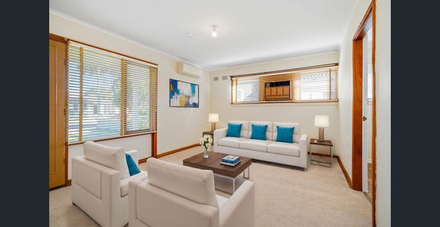 Low Maintenance Family Home - Photo 1