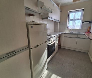 Elizabeth Court - Photo 6