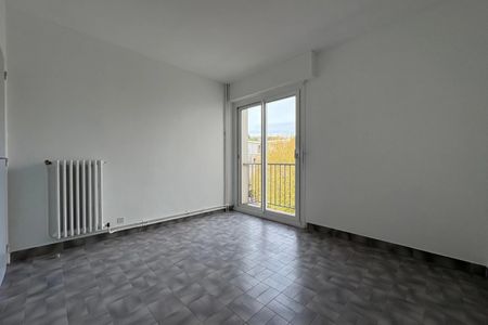 Location Type 4 Renove en 2025 - Photo 2