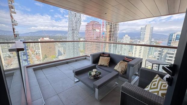 1408 Robson Street #22xx, Vancouver, BC V6G1B9 - Photo 1