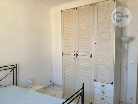 Exclusivité – Rare à Menton, 3 pièces meublé avec vue mer en dernier étage - Photo 5