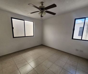 Casa en Renta en Misión de Los Olivos en Apodaca - Photo 1