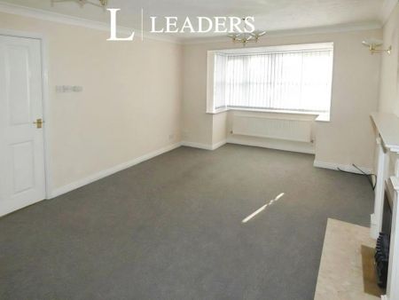 4 bedroom house to rent - Photo 2