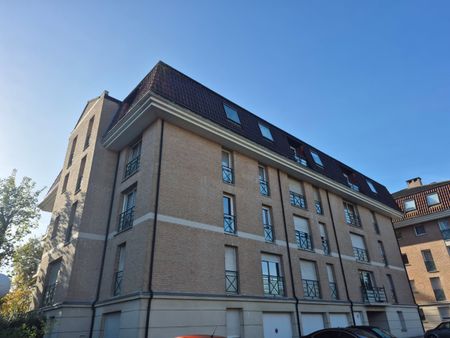 Location Appartement 2 pièces 50m² LILLE 59160 - Photo 4