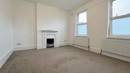 3 bedroom detached house to rent - Photo 3