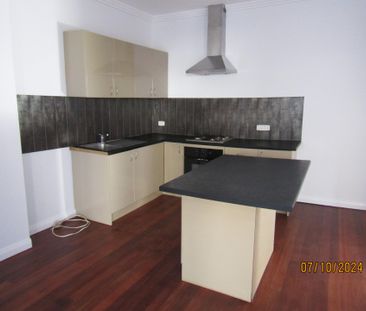 1/5 South Creek Rd, Dee Why, NSW 2099 - Photo 3