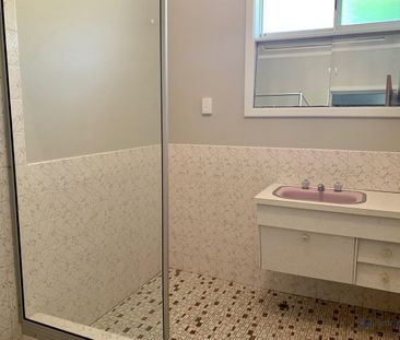 Great location! HOME OPEN SUNDAY 04 OCTOBER AT 12.15PM SHARP! - Photo 6