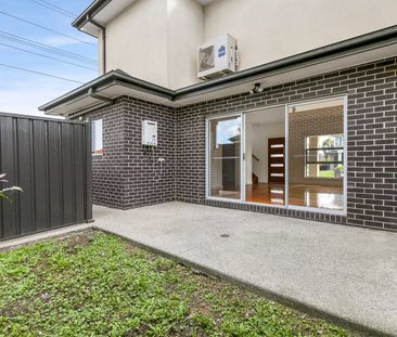 2/2 South Box Court, Hadfield VIC 3046 - Photo 2