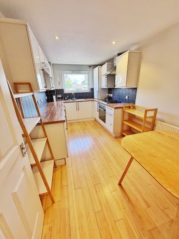 2 Bed Flat, Rennies Isle, EH6 - Photo 5