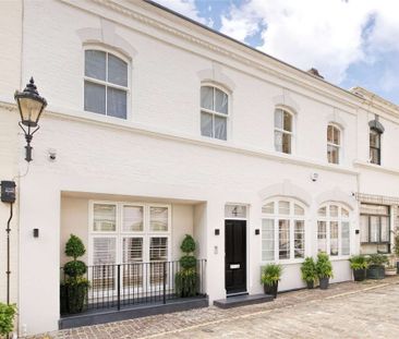 Stunning three bedroom mews house beautifully styled and finished w... - Photo 6