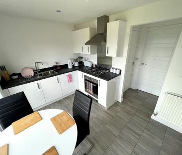 2 bedroom terraced house to rent - Photo 1