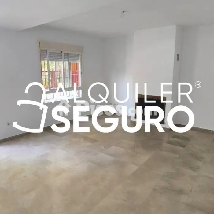 Chalet en alquiler en Zona Universitaria - Photo 1