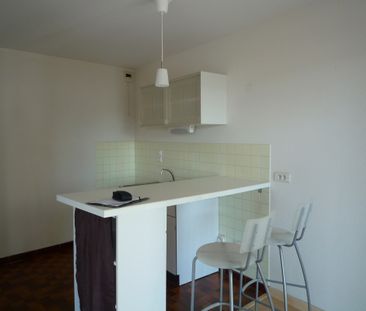 Appartement à louer 2 pièces - Photo 2