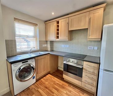 2 bedroom apartment to rent - Photo 2