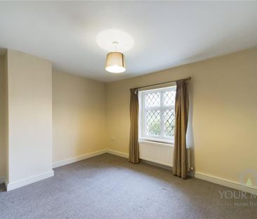 2 bedroom end of terrace house to rent - Photo 1