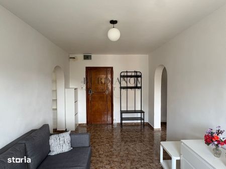 Apartament cu 4 camere - centrală proprie - Tineretului - Timpuri Noi - Fotografie 3