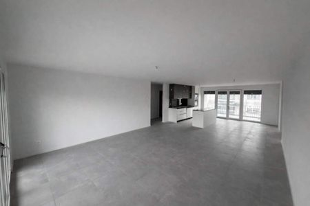 5.5 Zimmer, 126 m², 1. Stock - Photo 4