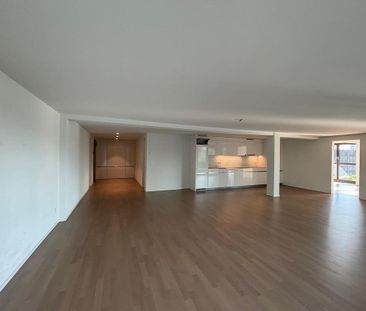 3.5 Zimmer, 121 m², 3. Stock - Photo 1