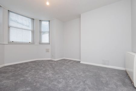 1 bed flat to rent in Fir Vale Road, Bournemouth, BH1 - Photo 4