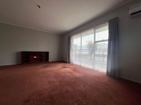 2 bedroom unit - Photo 3