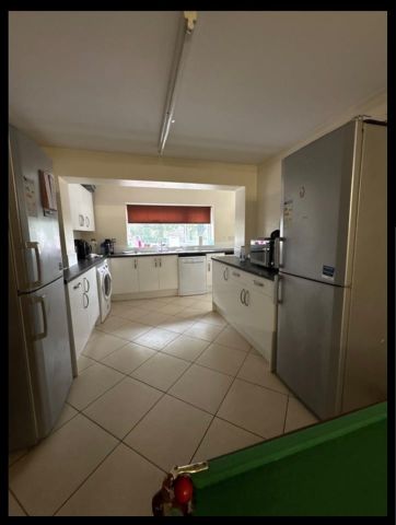 Room in a Shared House, Rathbone Close, B5 - Photo 4