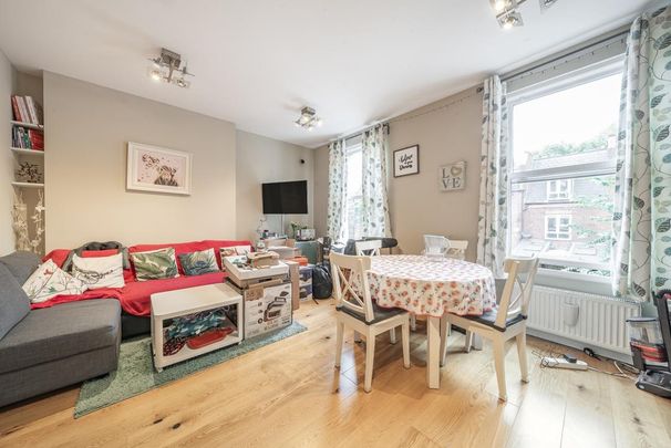 Clapham Park Road, London SW4 - Photo 1