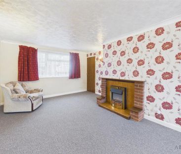 3 bedroom semi-detached house to rent - Photo 2