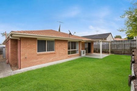 Spacious Family Home in a Quiet & Convenient Location - Photo 5