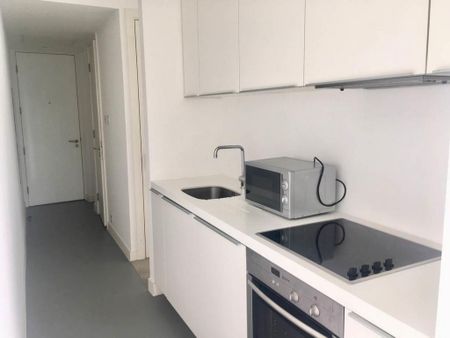 Studio to rent - Photo 3