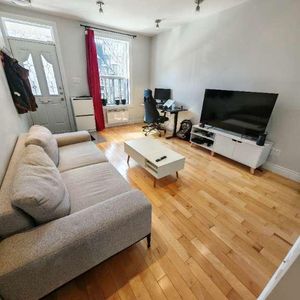 3 ½ Métro Rosemont près de tous les services - Photo 2