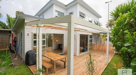 Modern 4BR Kohimarama Haven - Photo 3