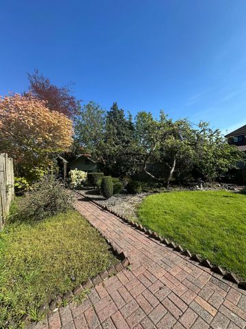 4 bedroom semi-detached house to rent - Photo 3