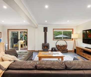 A Coastal Family Retreat & In the Heart of Terrigal - Photo 1