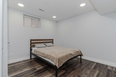 For Lease - 63 Burndale Avenue Unit# Lower, Toronto, Ontario - Photo 4