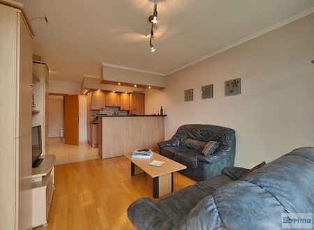 Appartement - à louer - Photo 2