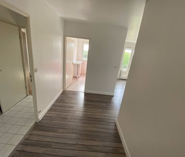 Apartment - Photo 3