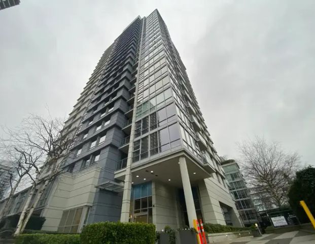 Icon 1 | 638 BEACH CRES, Vancouver - Photo 1