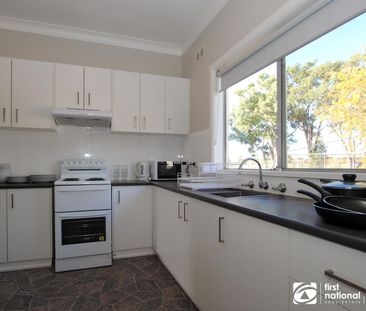 FULLY FURNISHED APARTMENT - Photo 4