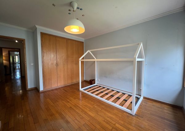 Apartamento T3 para Arrendar Mobilado na Foz do Douro