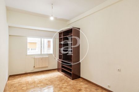 Flat for rent in Goya (Madrid) - Photo 4