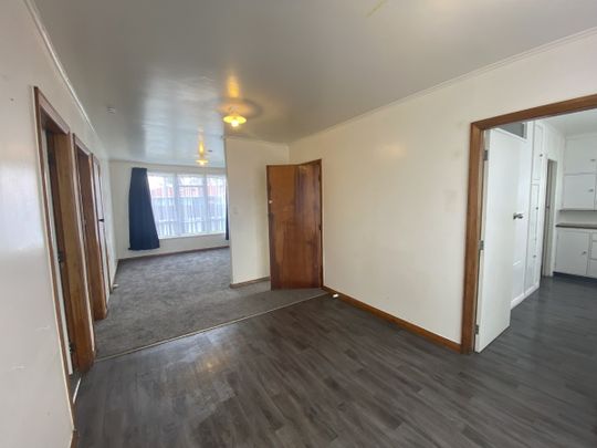 Family home on Manuka - Sweet!! - Photo 1