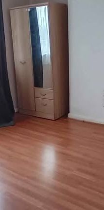 Room in a Shared Flat, Wendover Court, W3 - Photo 1