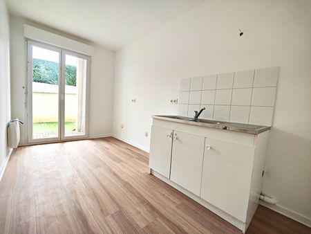 Location Appartement 4 pièces 87m² - Photo 2